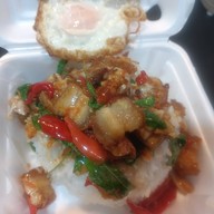 เย็นตาโฟ ถนนบันเทิง&ข้าวกระเพราทำถึง