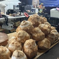 PhatCoconutFresh พัดมะพร้าวสด สาขา บ้านสามเหลี่ยม