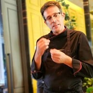 บรรยากาศ Albricias Restaurant โรงแรมชาเทรียม เรซิเดนซ์ สาทร กรุงเทพฯ