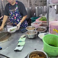 บรรยากาศ นายอ้วน ก๋วยเตี๋ยวเนื้อ/หมู
