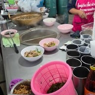 บรรยากาศ นายอ้วน ก๋วยเตี๋ยวเนื้อ/หมู