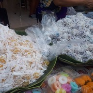 หน้าร้าน ขนมต้มตลาดตรอกโรงหม้อ