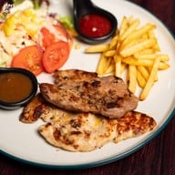 Gorila Town กอริลา ทาวน์ พัทลุง