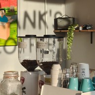 Frank's Coffee (ร้านกาแฟแฟรงซ์) คลอง 4