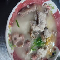 ข้าวต้มปลาชลบุรี ริมทุ่งนาเชย