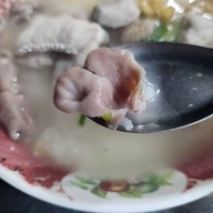 ข้าวต้มปลาชลบุรี ริมทุ่งนาเชย