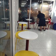 บรรยากาศ Dairy Queen ® Latsawai Market