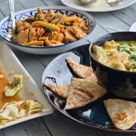 RIVERVIBE Restaurant and Bar