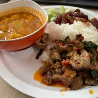 ข้าวแกงคุณยาย มารเกต เพลส เทพรักษ์