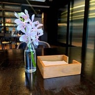 บรรยากาศ เรือนต้น มณเฑียร สุรวงศ์