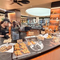 Get Some Coffee Velaa Lang Suan