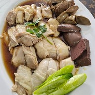 Food or drink of ฉ่ำ ข้าวมันไก่สิงคโปร์ ต้นตำรับซุปปู