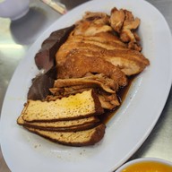 ข้าวต้มผักบุ้งลอยฟ้า  พัทยาเหนือ