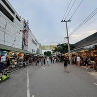 ตลาดจตุจักร