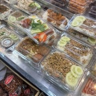 ตลาดฉัตรไชย