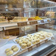 April’s Bakery เซ็นทรัลเฟสติวัล อีสต์วิลล์