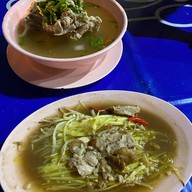 ร้่านข้าวต้มกุ๊ยหัวทะเล (เจ้าเก่า)