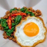 กะเพราพริกสด จรัญ71