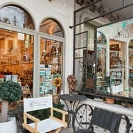 A little thing Home & Cafe