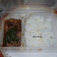 เมนูของร้าน เส้น เส้น อาหารตามสั่ง ตลาดซุกโก้ย อีท ประชาอุทิศ