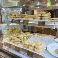 April’s Bakery เซ็นทรัลเฟสติวัล อีสต์วิลล์