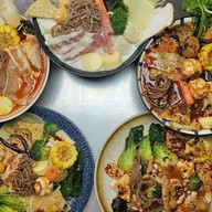 หม่าล่า แซ่อู๋ (ศาลายา) กรู๊ฟมาร์เก็ต ศาลายา