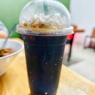 เมนูของร้าน ก๋วยจั๊บป้าต๋อย นั่งเกล้า