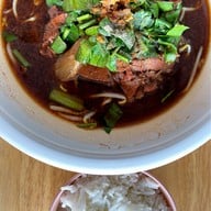 ก๋วยเตี๋ยวลุงหนั่น รัชดาภิเษกซอย18