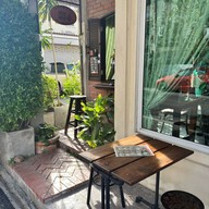 ปากซอย 4