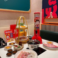 เจ๊แดงสามย่าน ส้มตำ คอหมูย่าง เจ๊แดงจุ่มนัวร์ ซีคอนสแควร์ ศรีนครินทร์