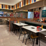 เจ๊แดงสามย่าน ส้มตำ คอหมูย่าง เจ๊แดงจุ่มนัวร์ ซีคอนสแควร์ ศรีนครินทร์