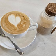 เมนูของร้าน White Dragon cafe & bistro