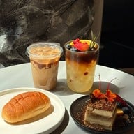 NANA Coffee Roaster เซ็นทรัลเวสต์วิลล์ ราชพฤกษ์