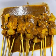 ชญาดา หมูสะเต๊ะ