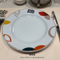 Holy Belly Restaurant เอ็มสเฟียร์