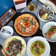 Amorretto Cafe & Bistro