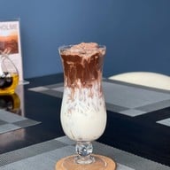 Amorretto Cafe & Bistro