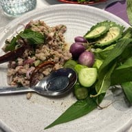 ตำกระเทย สาเกตสีลม