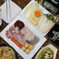 ตั้งหยู่ (Tang Yuu)  บรรทัดทอง