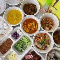 DonGang โดนแกง แกงใต้ - ทองหล่อ 16