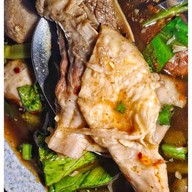 ก๋วยเตี๋ยวเนื้อวัดหนัง สวัสดิการกองทัพเรือ