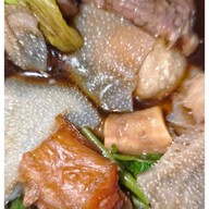 ก๋วยเตี๋ยวเนื้อวัดหนัง สวัสดิการกองทัพเรือ