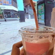 เมนูของร้าน The cassette coffee bar siam square