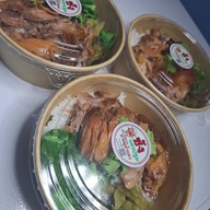 ⛩️ซ้งนครปฐม เอ็นกิ ขาหมูสูตรน้ำแดง (ของแท้มาเอง)🍖🍱✨️ แม่สาย