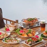 เรือนชายน้ำ  cafe&restaurant