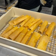 นัวเนยนม ถนนนิมมานเหมินท์