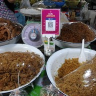 บรรยากาศ ไชโป๊วหวานแม่เสาวรีย์ ตลาดน้ำดอนหวาย