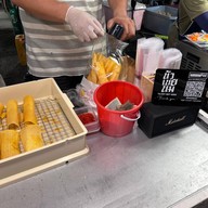 นัวเนยนม ถนนนิมมานเหมินท์