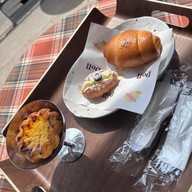 Doii.dough (ดอย โดว์ เบเกอร์รี่) นิมมานเหมินทร์ -