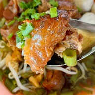 ก๋วยเตี๋ยวปากน้ำใหม่